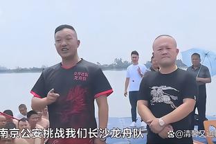 高效火力！卢卡库半场数据：4射4正4进球 半场已获10分满分